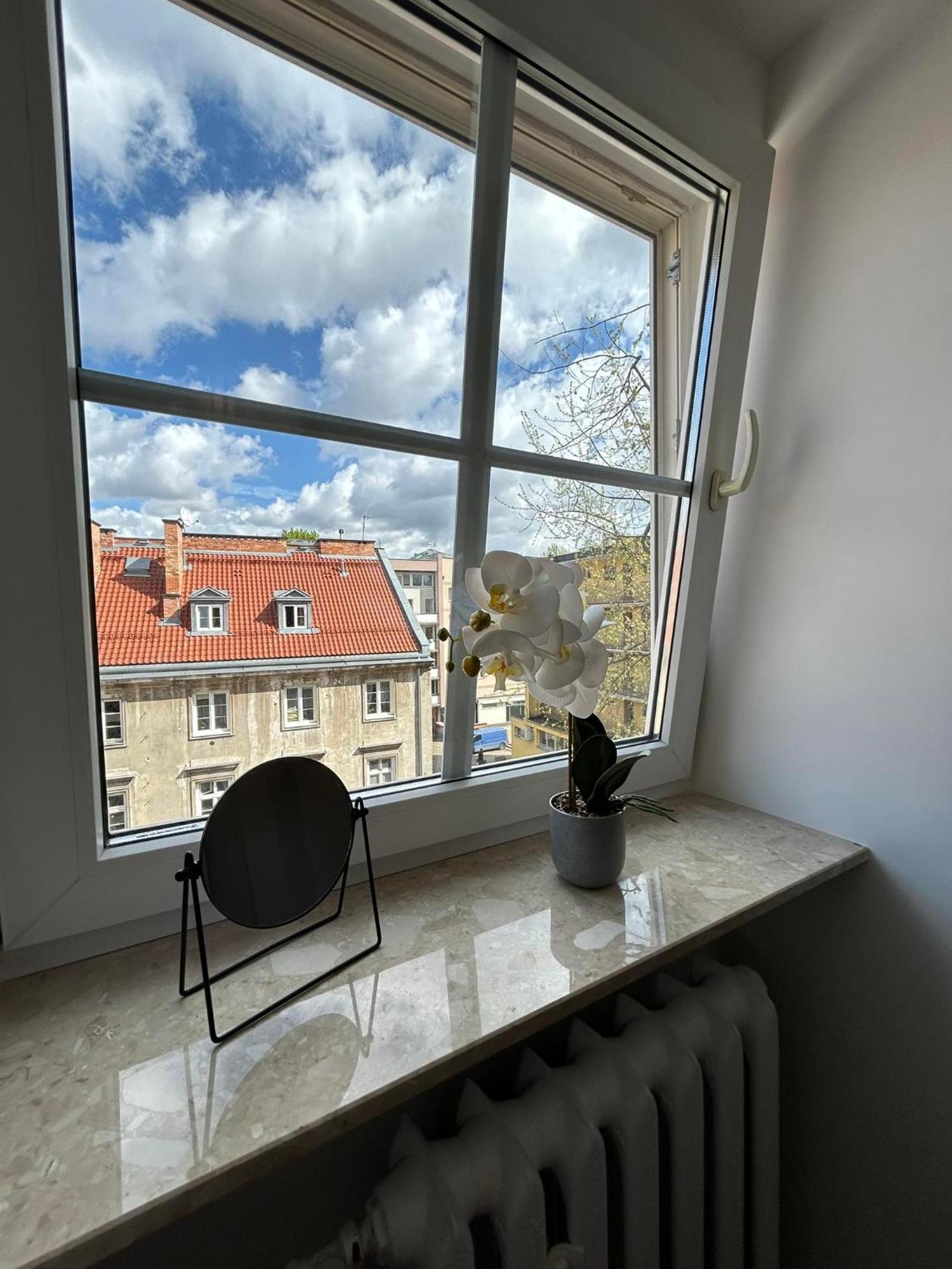 Old Tenement Apartment วอร์ซอ ภายนอก รูปภาพ