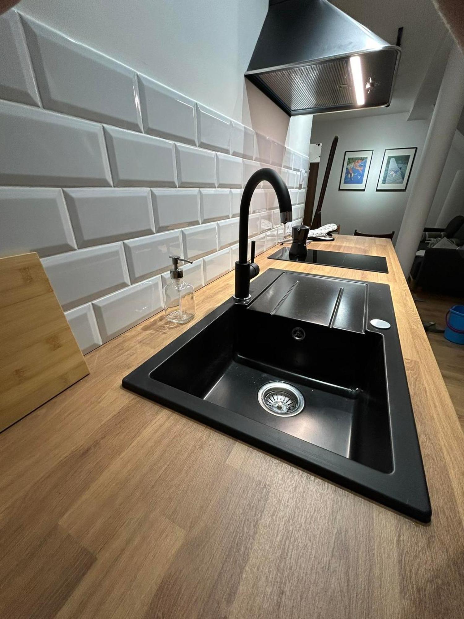 Old Tenement Apartment วอร์ซอ ภายนอก รูปภาพ