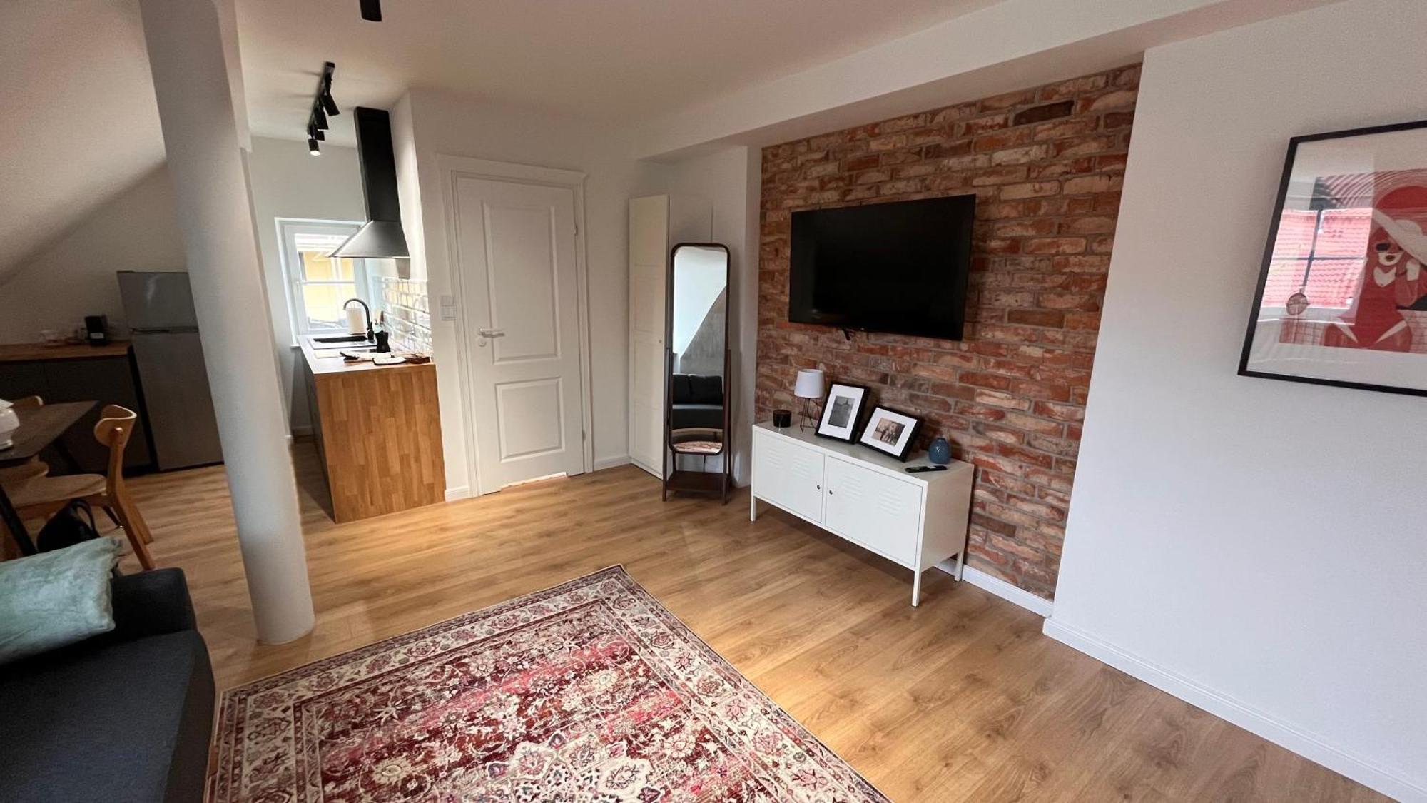 Old Tenement Apartment วอร์ซอ ภายนอก รูปภาพ